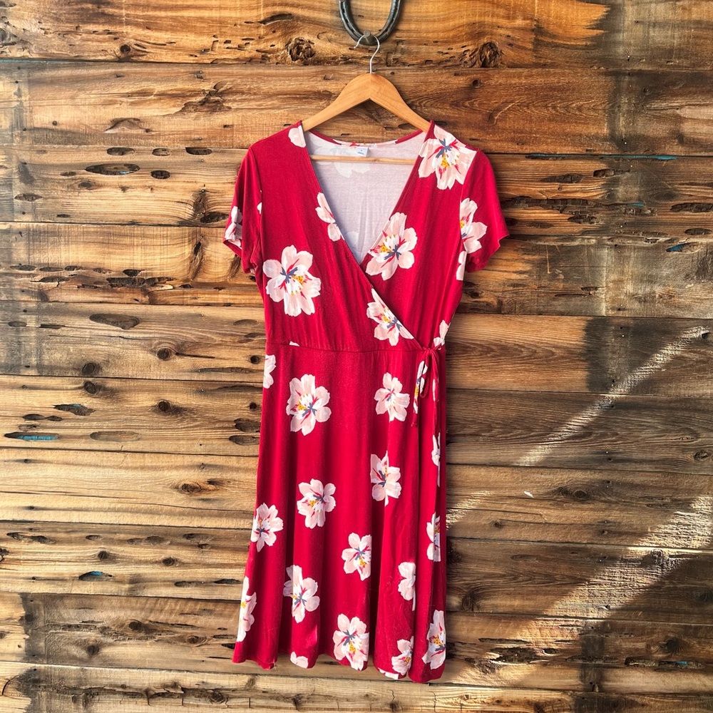 OLD NAVY | Floral Red Wrap Dress M